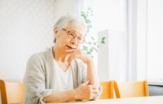 高齢者もストーカーに注意！狙われやすい特徴とは？