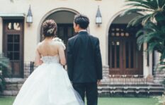 豪華な結婚式に気後れ！価値観の相違はどうする？
